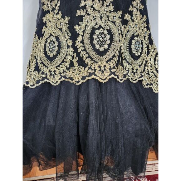 Abby Paris Tulle w/Embroidery Formal Gown Dress Black & Gold Size 4 - Picture 9 of 11
